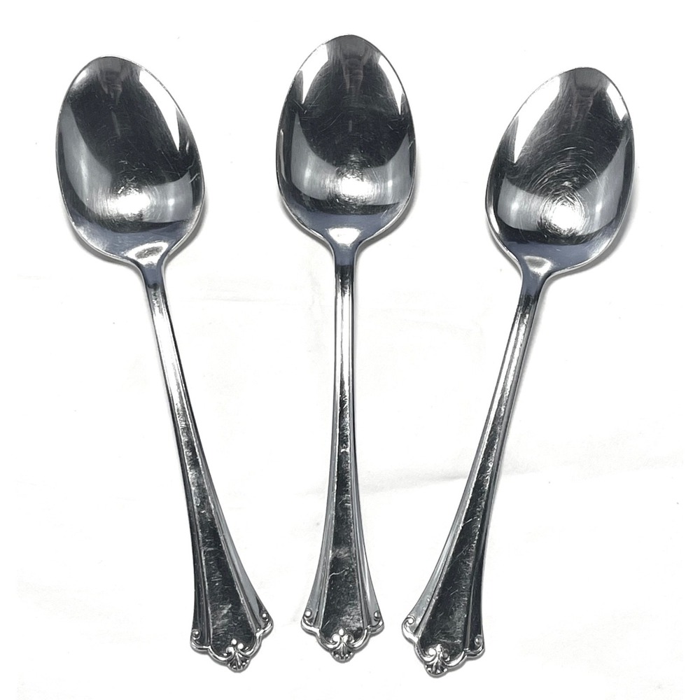 Oneida Deluxe Anticipation Stainless Steel - 3 Oval Soup Spoon Glossy Finish - Picture 1 of 3